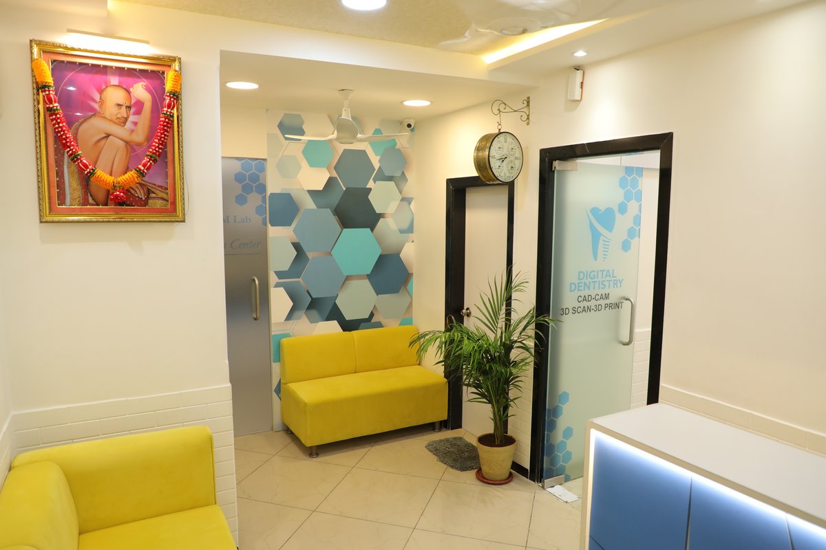 عيادة الدكتور ريتشا كوزمودنت لمستحضرات التجميل وطب الأسنان - Dr Richa's Cosmodent Cosmetics & Dental Clinic