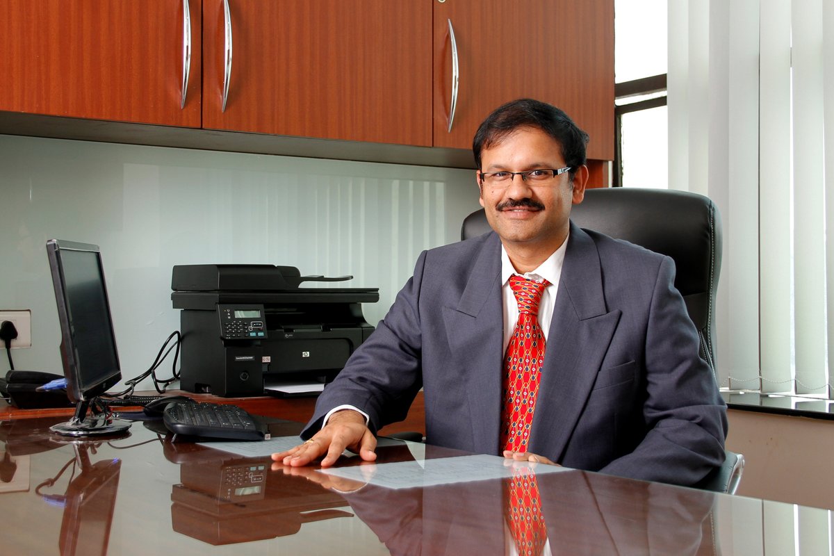 Dr Sridhar International Dental Hospitals - Dr Sridhar International Dental Hospitals