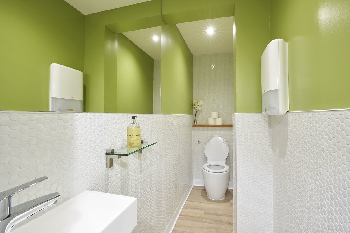 Dr Victoria - Dr Victoria