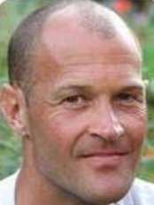 Dr. Z Dental Practice - Regensburg - Dr. Z Dental Practice - Regensburg