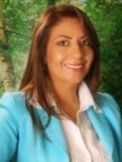 السيدة آنا ماريا بالاسيوس - Dra. Ana María Palacios