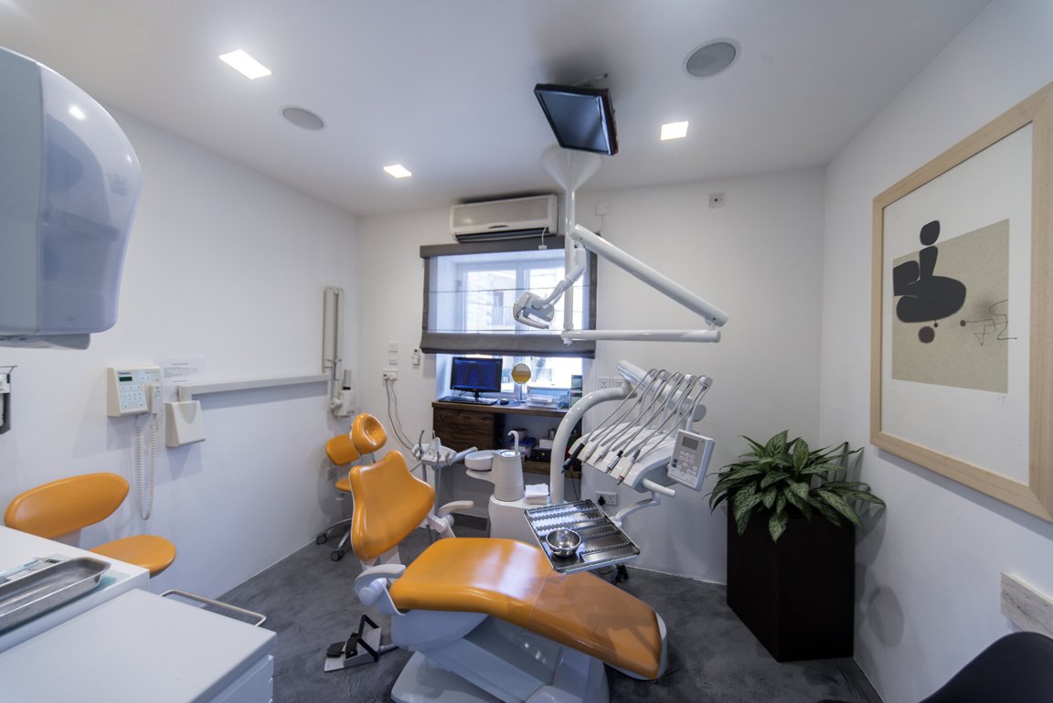Drs Demajo Dental and Implantology Clinics - Drs Demajo Dental and Implantology Clinics