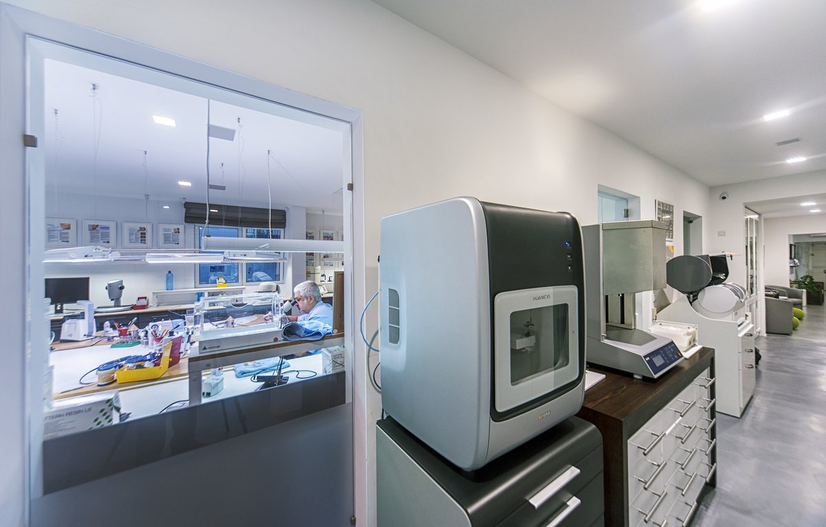 Drs Demajo Dental and Implantology Clinics - Drs Demajo Dental and Implantology Clinics