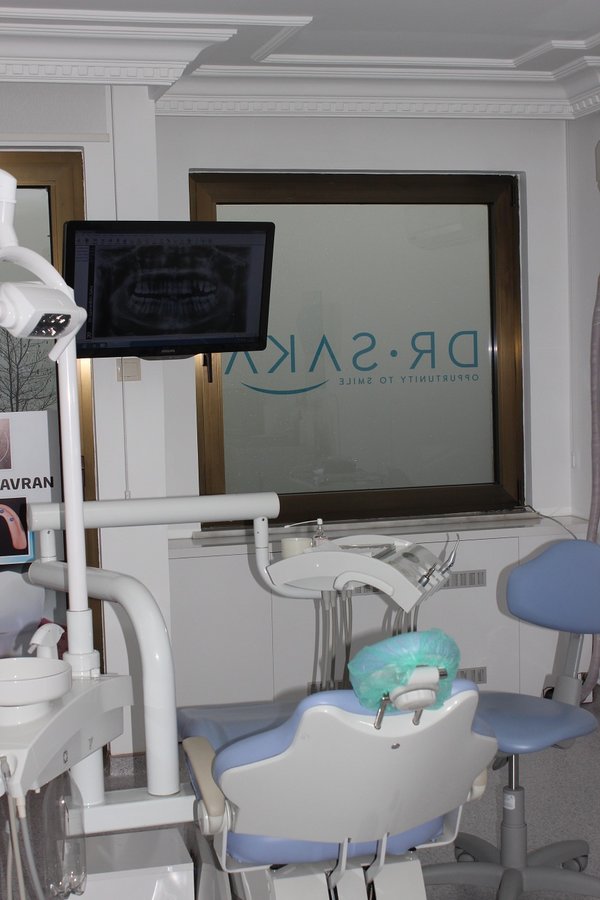 Dr.SAKA Dental Implantology and Aesthetic clinic - Dr.SAKA Dental Implantology and Aesthetic clinic