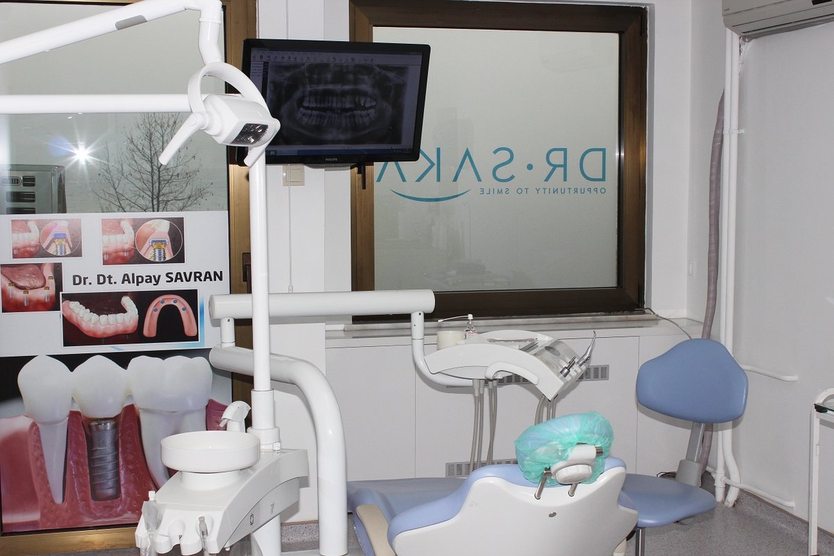 Dr.SAKA Dental Implantology and Aesthetic clinic - Dr.SAKA Dental Implantology and Aesthetic clinic