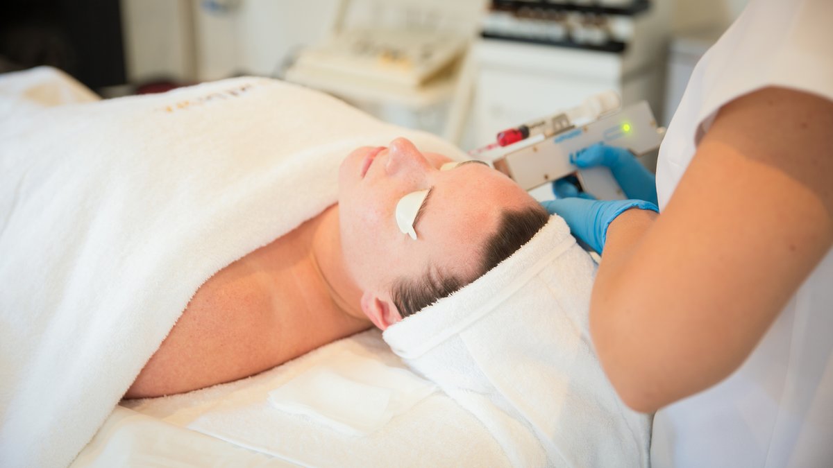 EF MEDISPA - Chelsea - EF MEDISPA - Chelsea
