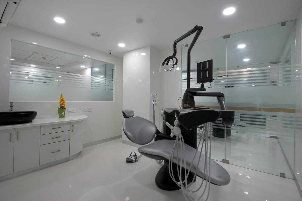 ELEDENT INTERNATIONAL DIGITAL DENTISTRY - ELEDENT INTERNATIONAL DIGITAL DENTISTRY