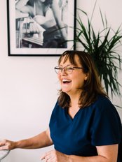 إليزا كلارك ميديكال كوزمتكس - Eliza Clark Medical Cosmetics