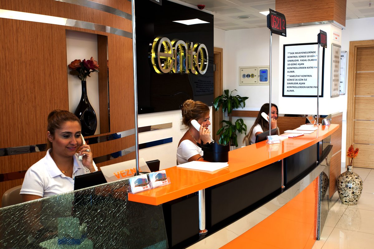 مركز ENTO الطبي عيادة زراعة الشعر - ENTO Medical Center Hair Transplant Clinic