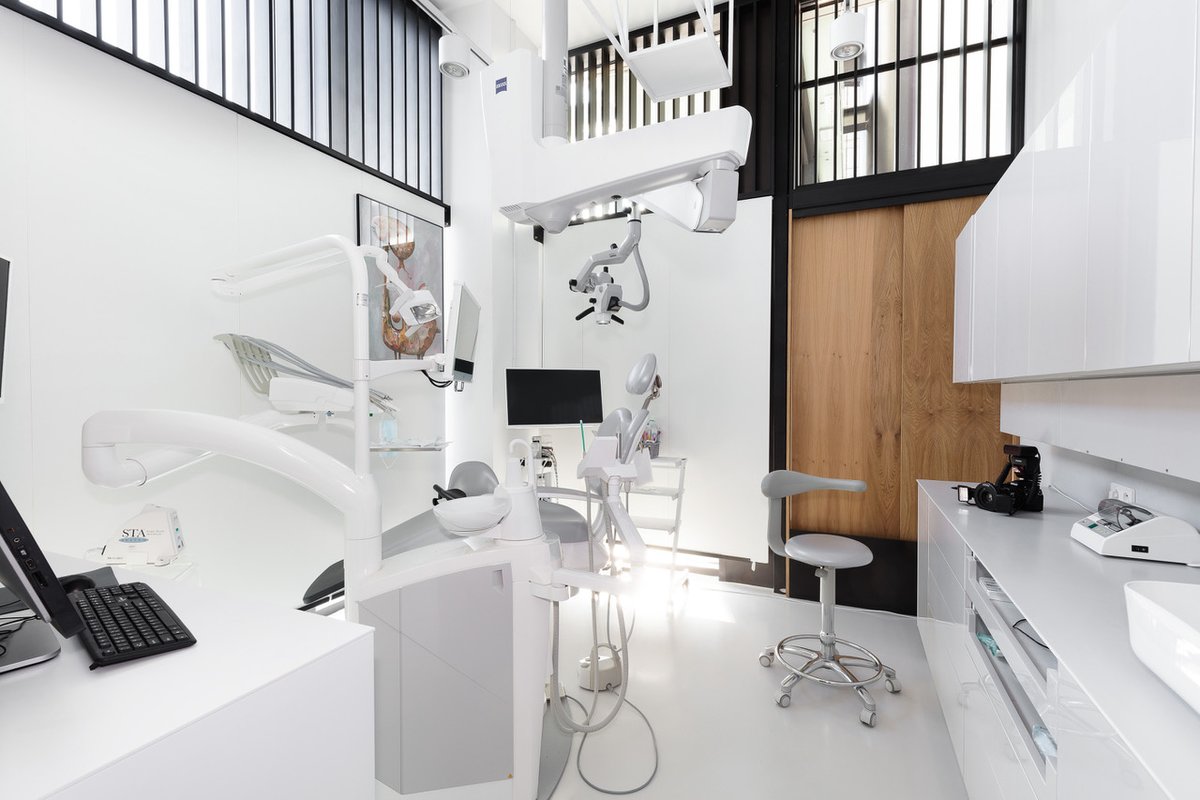 Exclusive Dental Studio - CH Posnania - Exclusive Dental Studio - CH Posnania