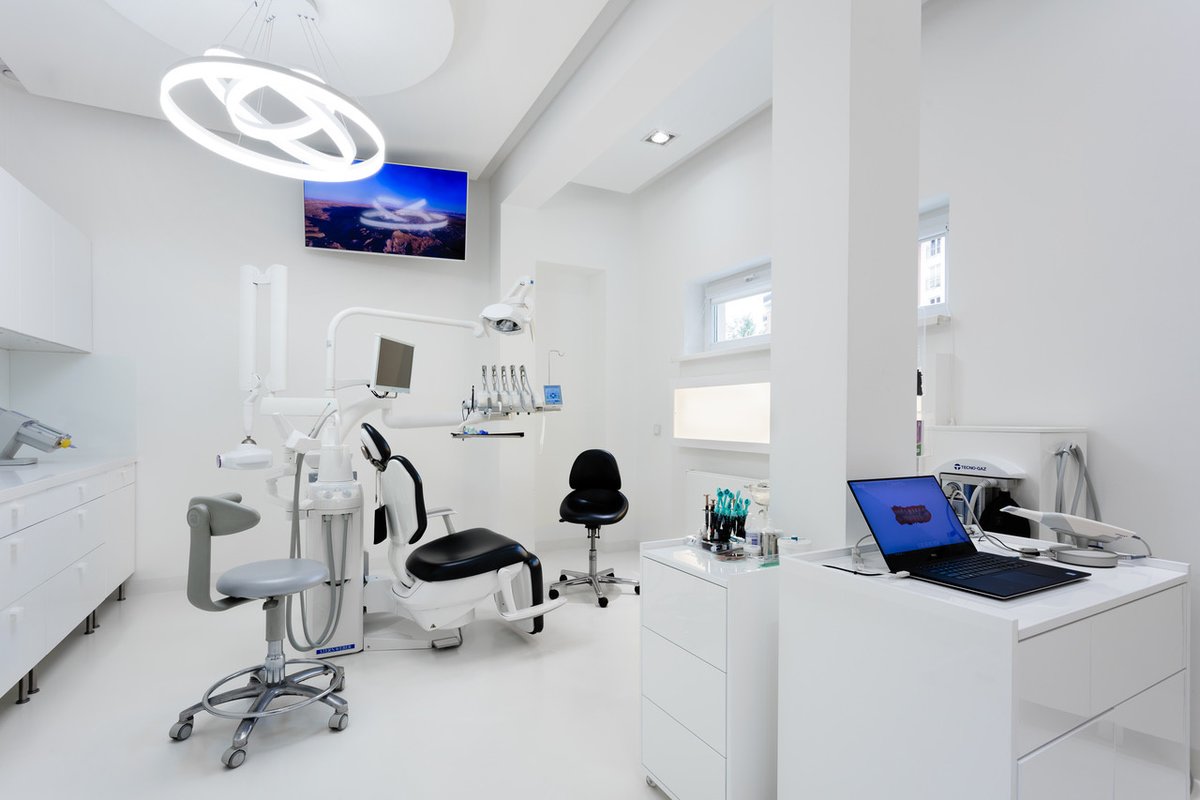 Exclusive Dental Studio - CH Posnania - Exclusive Dental Studio - CH Posnania