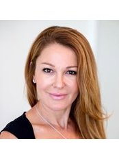 Face Studio by Bronnie - Face Studio by Bronnie