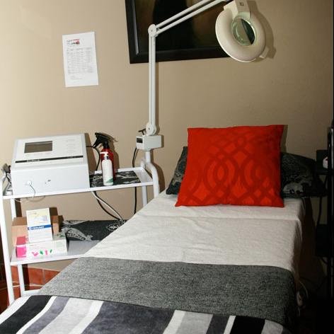 Fast & Fabulous Beauty & Aesthetic Clinic - Fast & Fabulous Beauty & Aesthetic Clinic