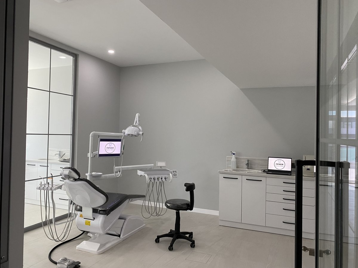 عيادة فينر لطب الأسنان - Fener Dental Clinic