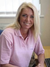 فيلدز فيزيو كلينيك - تشيستر - Fields Physio Clinic - Chester