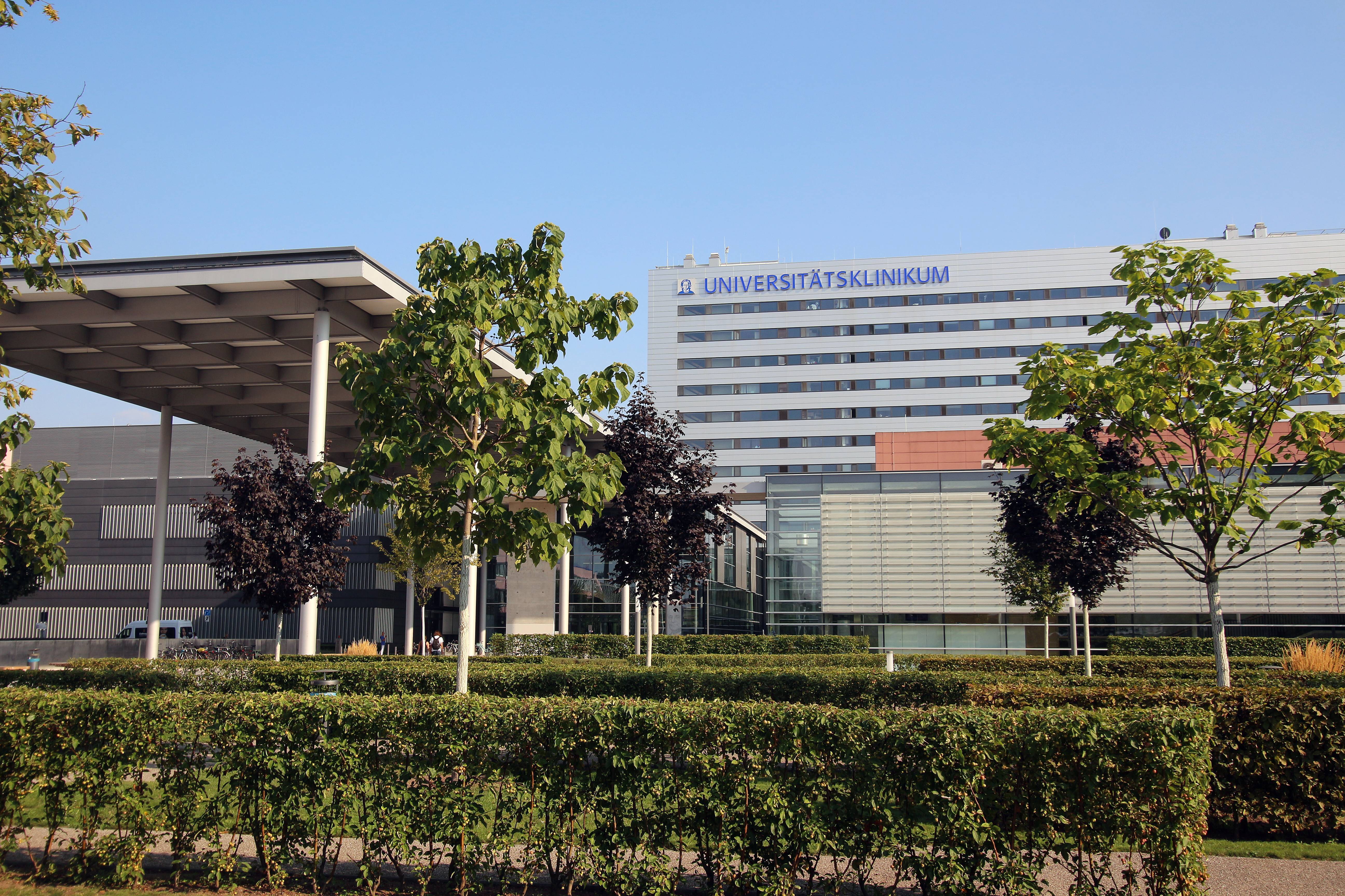 مستشفى جامعة فرانكفورت - Frankfurt University Hospital