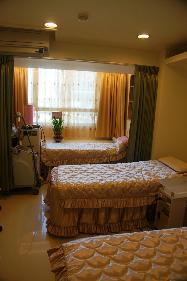 Freya Aesthetic Institute - Freya Aesthetic Institute