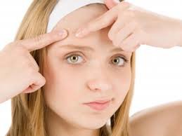 عيادة لامعة للبشرة والشعر - Ahmadabad - Gloss Skin and Hair Clinic - Ahmadabad
