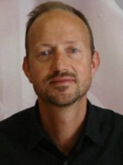 مانشستر الكبرى تقويم العمود الفقري العافية - ستوكبورت - Greater Manchester Chiropractic Wellness - Stockport