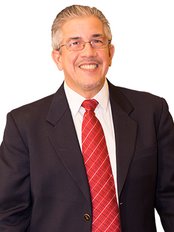 جروبو ميديكو أودونتولوغيكو الدكتور جيناو - Grupo Médico Odontológico Dr. Genao