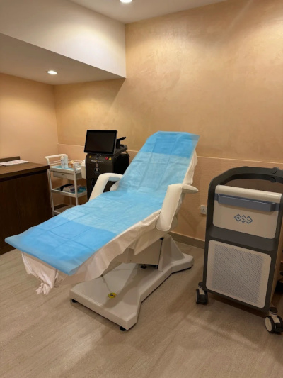 Halcyon Aesthetics Dubai - Treatment Room