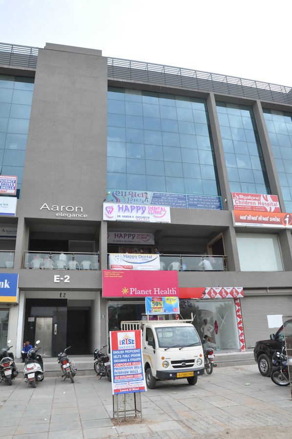 Happy Dental Clinic - Happy Dental Clinic