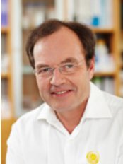 الدكتور فريدريش والدكتور ليبيتش - Hautarzt Dr. Friedrich and Dr. Liebich