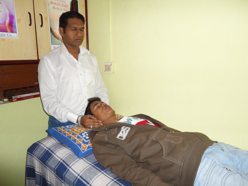مركز هولي فايث للشفاء والبحوث - HolyFaith Healing & Research Center