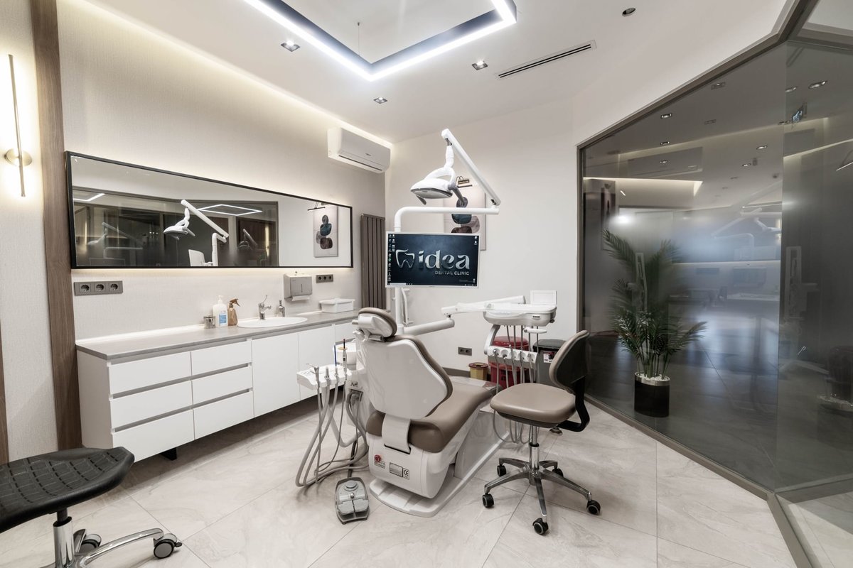 فكرة عيادة الأسنان - idea dental clinic