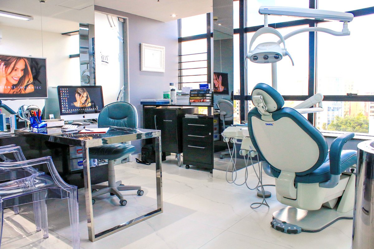 إمبلانتيك أودونتولوجيا - Implantec Odontologia