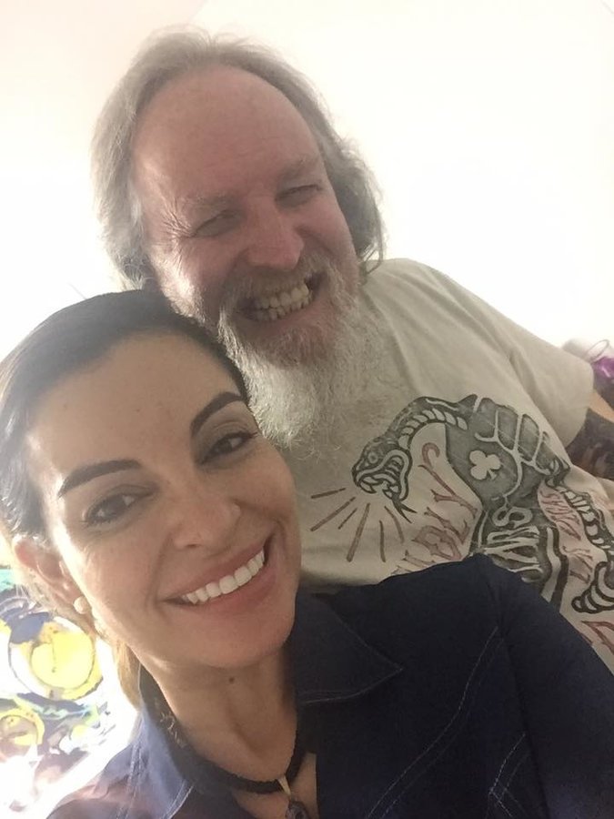 International Smiles-Adriana Castaño: DDS - International Smiles-Adriana Castaño: DDS