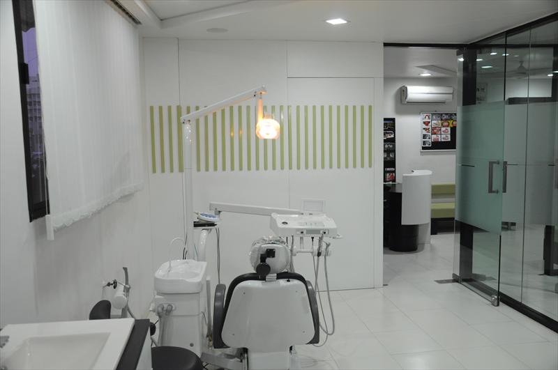 Ivories Dental Clinic & Dental Implant Clinic - Ivories Dental Clinic & Dental Implant Clinic