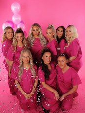 قبلة جماليات - مانشستر - Kiss Aesthetics - Manchester