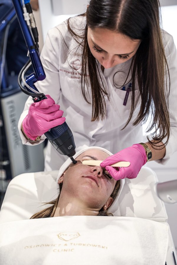 KLINIKA OSIPOWICZ TURKOWSKI - KLINIKA OSIPOWICZ TURKOWSKI