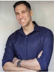 Konstantinos Makrygiorgis - KM Plastic Surgery Clinic - Konstantinos Makrygiorgis - KM Plastic Surgery Clinic