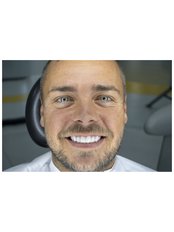 عيادة كوراي لطب الأسنان - Koray Dental Clinic