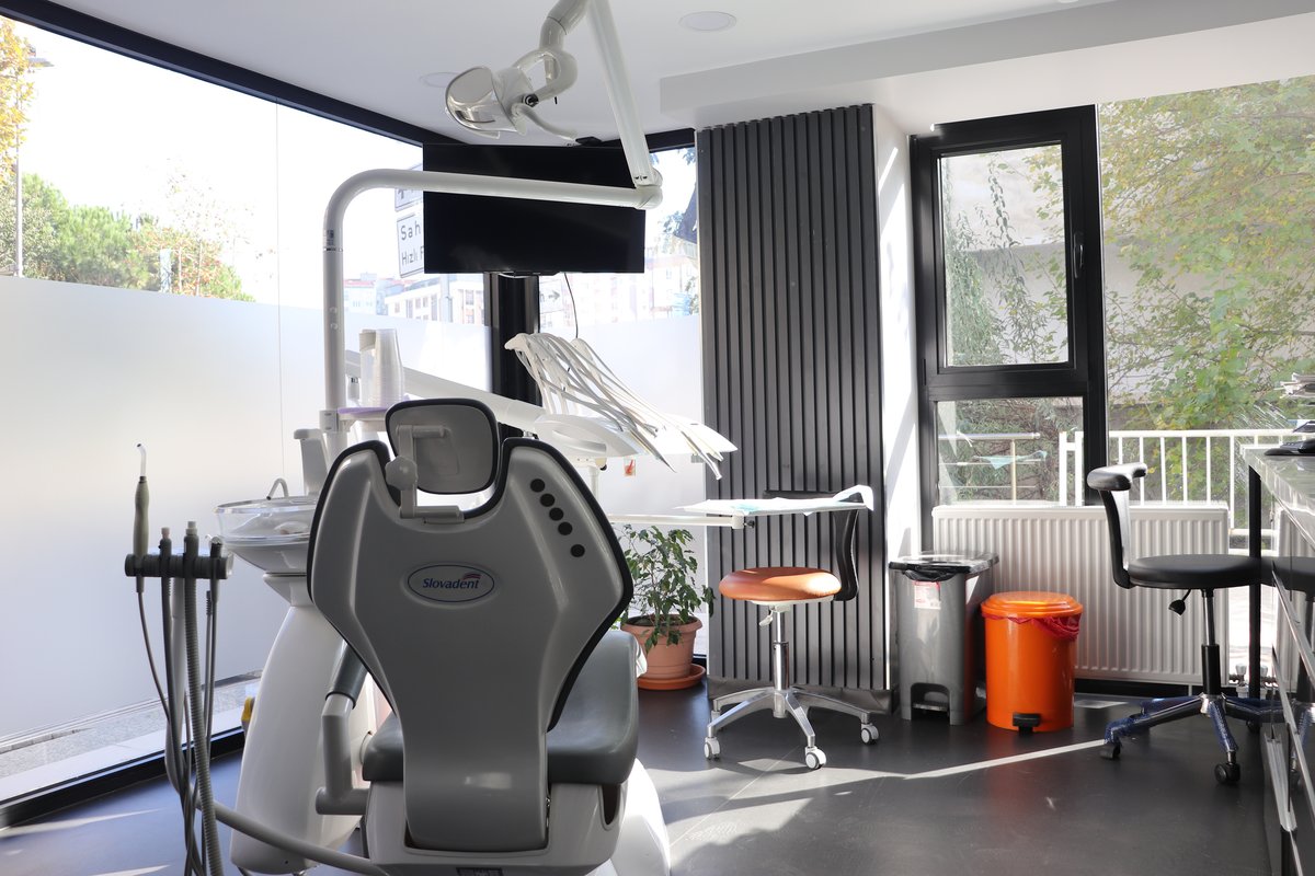 عيادة كوراي لطب الأسنان - Koray Dental Clinic