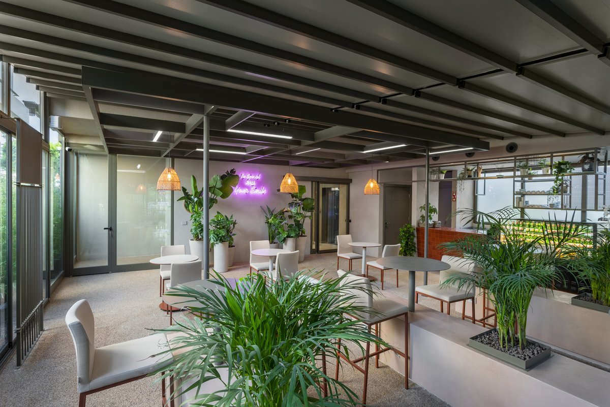 Laura Dental Center - Laura Dental Center