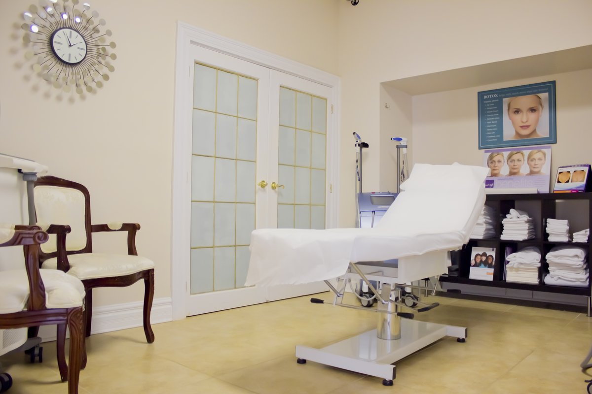 Light Touch Med Spa - Mississauga - Light Touch Med Spa - Mississauga