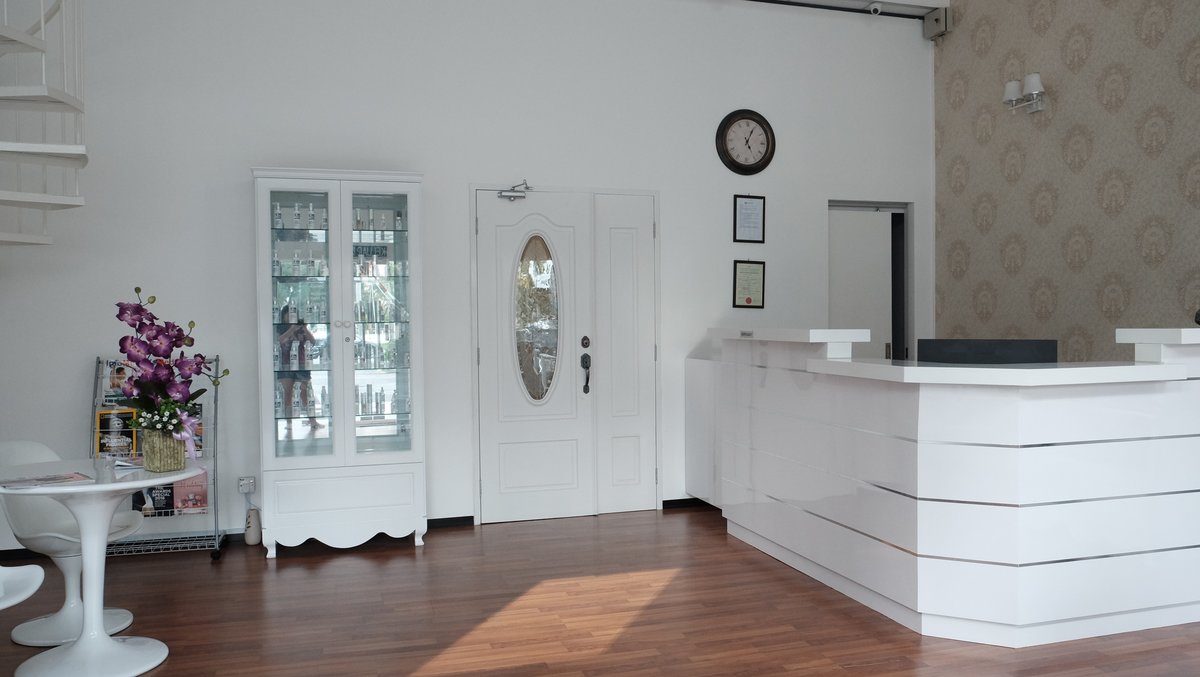 LISA ANNE CLINIC - SKIN AND MEDICAL CLINIC - LISA ANNE CLINIC - SKIN AND MEDICAL CLINIC