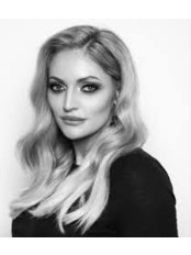 ليزا طومسون جماليات - Lisa Thompson Aesthetics