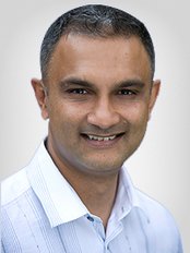 London Dental Implant Studio - London Dental Implant Studio