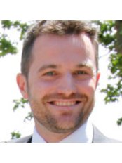 Marlow Dental & Implant Clinic - Marlow Dental & Implant Clinic