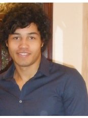ماثيو فان سيرتيما (بكالوريوس) معالج رياضي - Matthew Van Sertima (Bsc) Sports Therapist