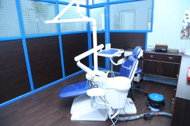 MAX Super Speciality Dental Care Centre - MAX Super Speciality Dental Care Centre
