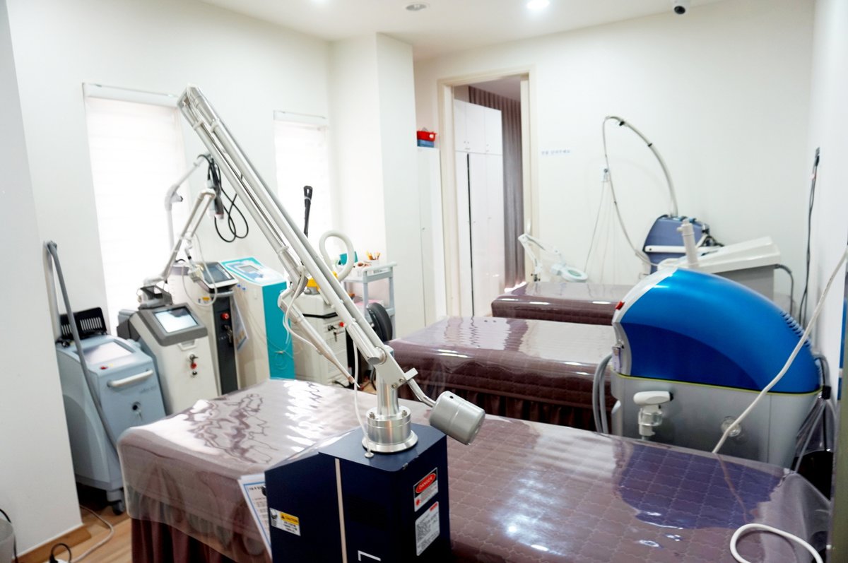 ME Cosmetic Clinic - ME Cosmetic Clinic