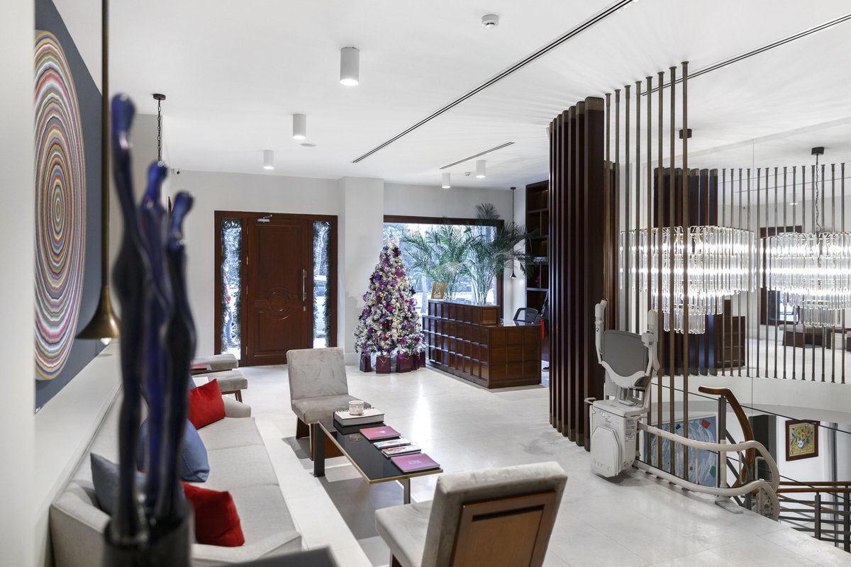 Medica Hair Clinic - Medica Hair Clinic