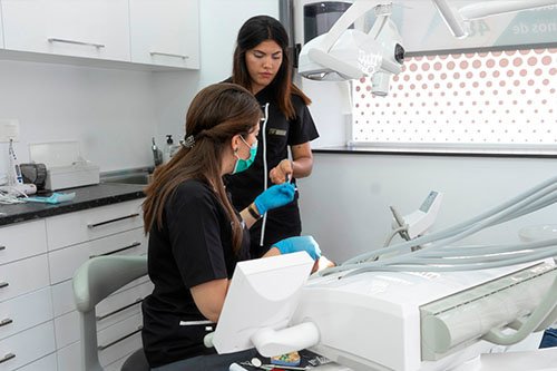 Melilla Dental Clinic - Melilla Dental Clinic