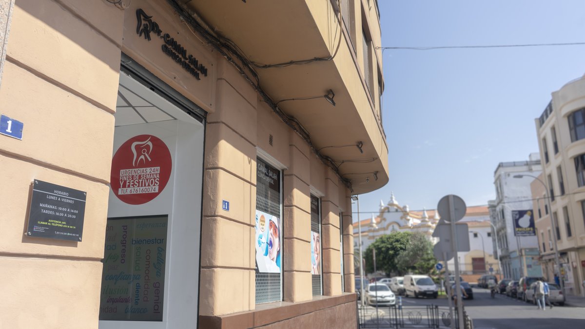 Melilla Dental Clinic - Melilla Dental Clinic