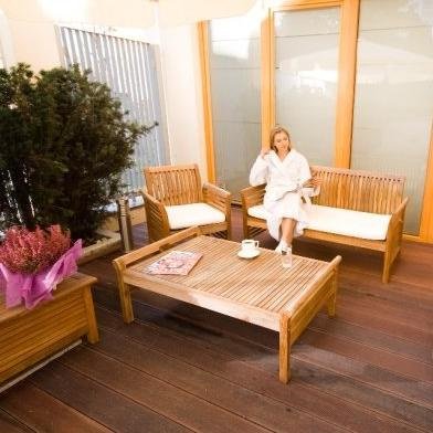 Miejska Farma Piękności / Gold Clinic - Miejska Farma Piękności / Gold Clinic